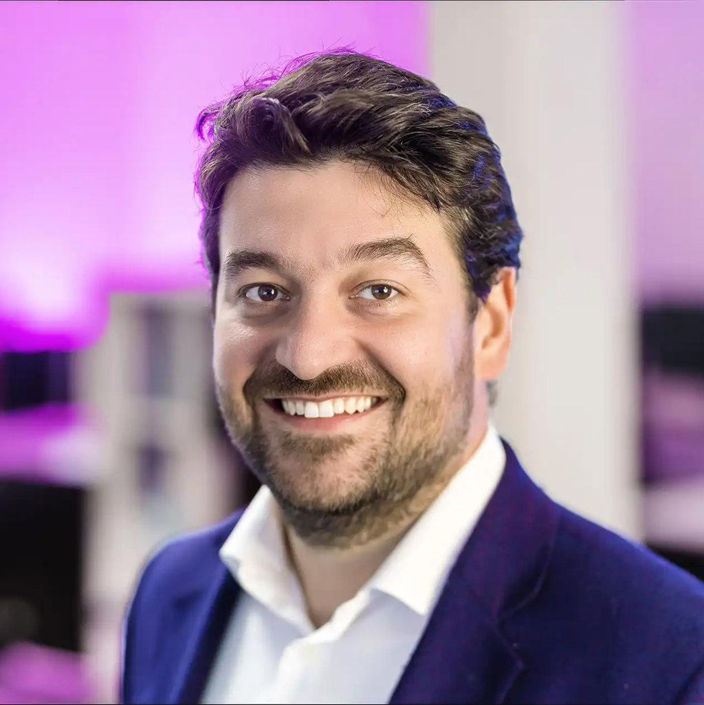 Portrait corporate réalisé chez le bureau du client