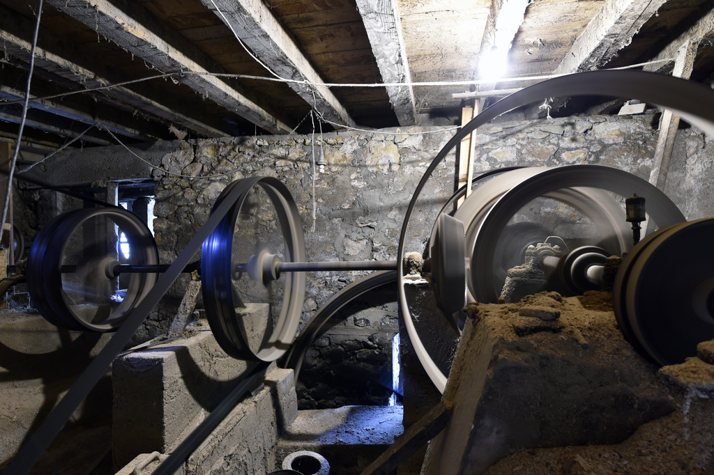 Scierie au moulin Crisinel à Moiry, fonctionnant sans électricité